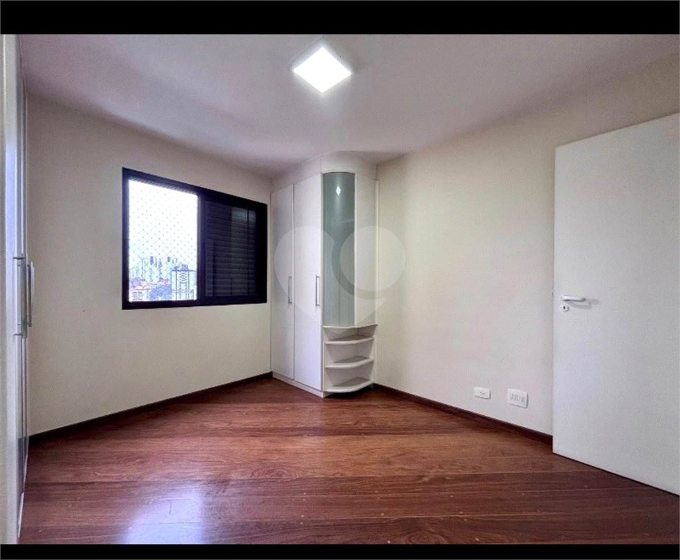 Apartamento à venda com 3 quartos, sendo 1 suíte, em Parada Inglesa, São Paulo, SP