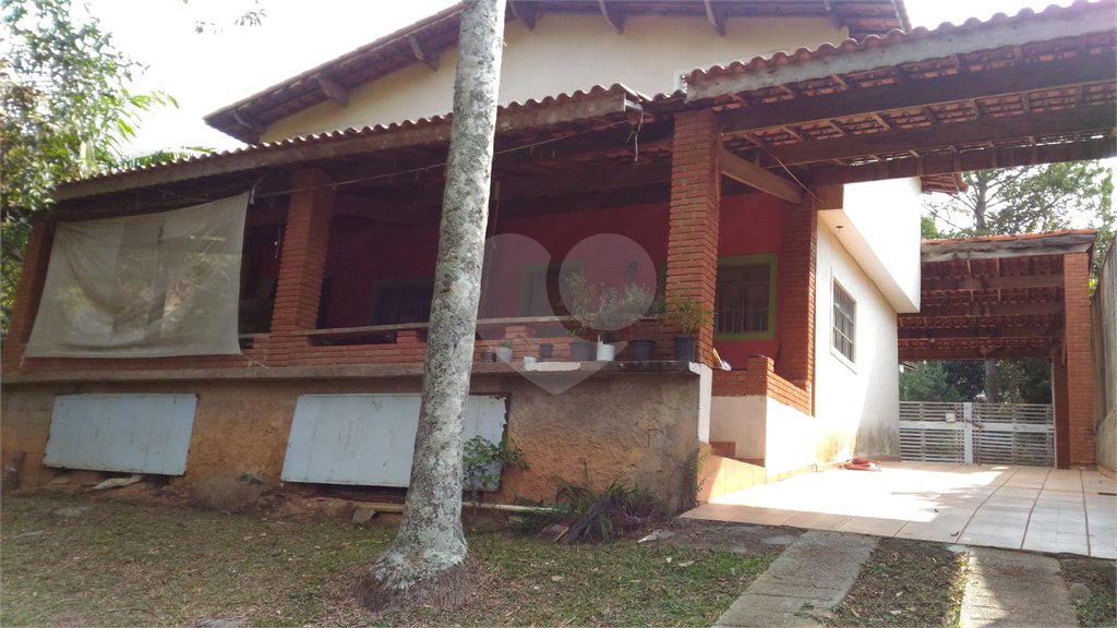 Casa à venda com 3 quartos, sendo 1 suíte,  em Jundiaizinho (terra Preta), Mairiporã, SP