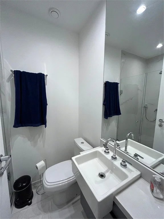 Apartamento à venda com 3 suítes em Jardim das Acácias, São Paulo, SP