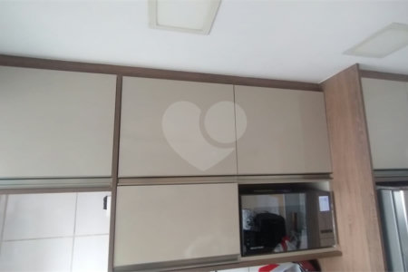 Apartamento à venda com 2 quartos em Conjunto Residencial Irai, Suzano, SP