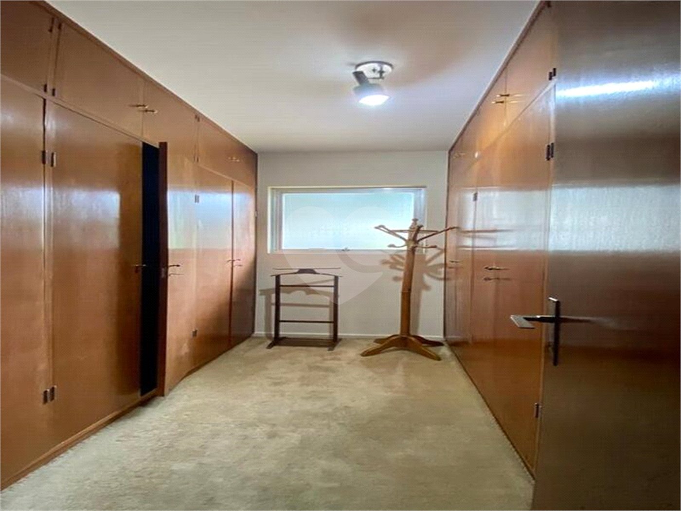 Sobrado à venda com 4 quartos, sendo 1 suíte,  em Jardim São Bento, São Paulo, SP