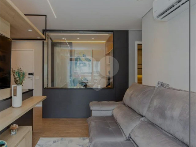 Apartamento à venda com 2 quartos, sendo 1 suíte,  em Chácara Santo Antônio, São Paulo, SP
