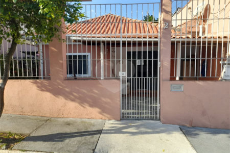 Casa Térrea à venda com 4 quartos, sendo 1 suíte, em Vila Germinal, São Paulo, SP
