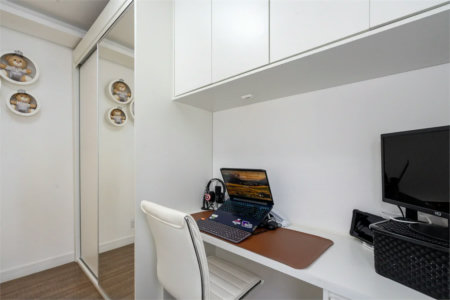 Apartamento à venda com 3 quartos, sendo 1 suíte, em Jardim Parque Morumbi, São Paulo, SP