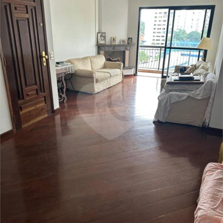 Apartamento para alugar com 4 quartos, sendo 2 suítes,  em Real Parque, São Paulo, SP