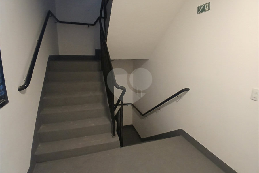 Casa à venda com 1 quarto no condomínio Sintra, São Paulo - SP
