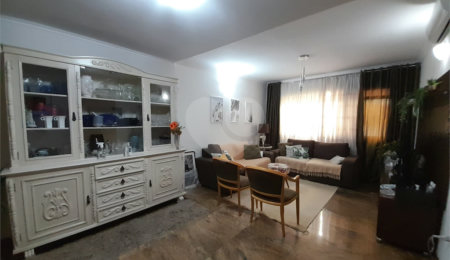 Sobrado à venda com 4 quartos, sendo 1 suíte,  em Santana, São Paulo, SP
