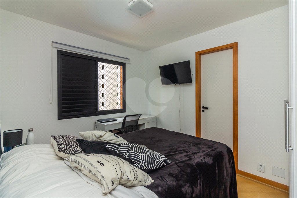 Apartamento à venda com 4 quartos, sendo 3 suítes, em Alto da Lapa, São Paulo, SP