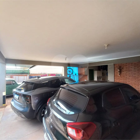 Casa à venda com 4 quartos, sendo 1 suíte,  em Parque dos Bandeirantes, Ribeirão Preto, SP