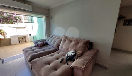Casa à venda com 3 quartos, sendo 1 suíte,  no condomínio Vila dos Pinheiros, Sorocaba - SP