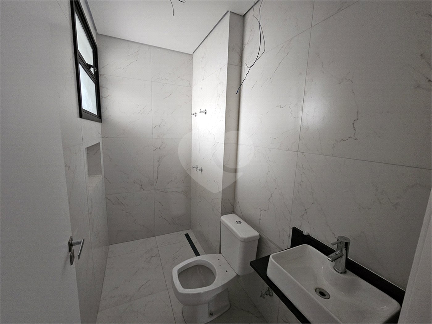 Apartamento à venda com 3 suítes em Vila Lucy, Sorocaba, SP
