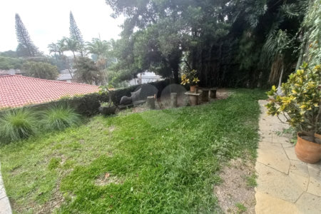 Sobrado à venda com 4 quartos, sendo 2 suítes, em Fazenda Morumbi, São Paulo, SP
