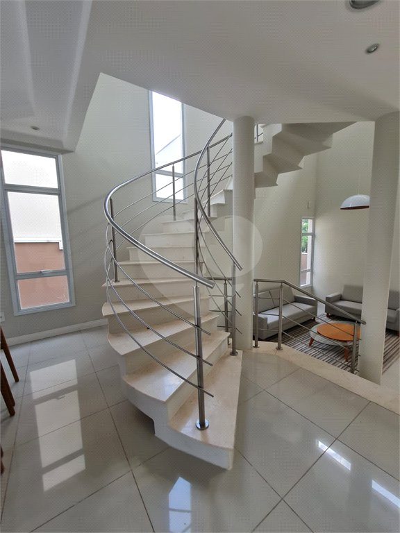 Casa à venda com 3 suítes no condomínio Geneve, Campinas - SP
