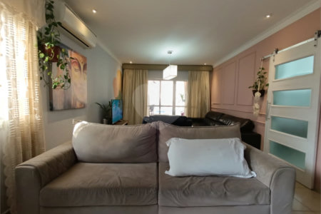 Casa à venda com 4 quartos, sendo 1 suíte, no condomínio Jardim Reserva Bom Viver de Indaiatuba, Indaiatuba - SP