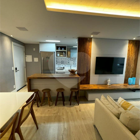 Apartamento à venda com 2 quartos, sendo 1 suíte,  em Jardim Vazani, São Paulo, SP