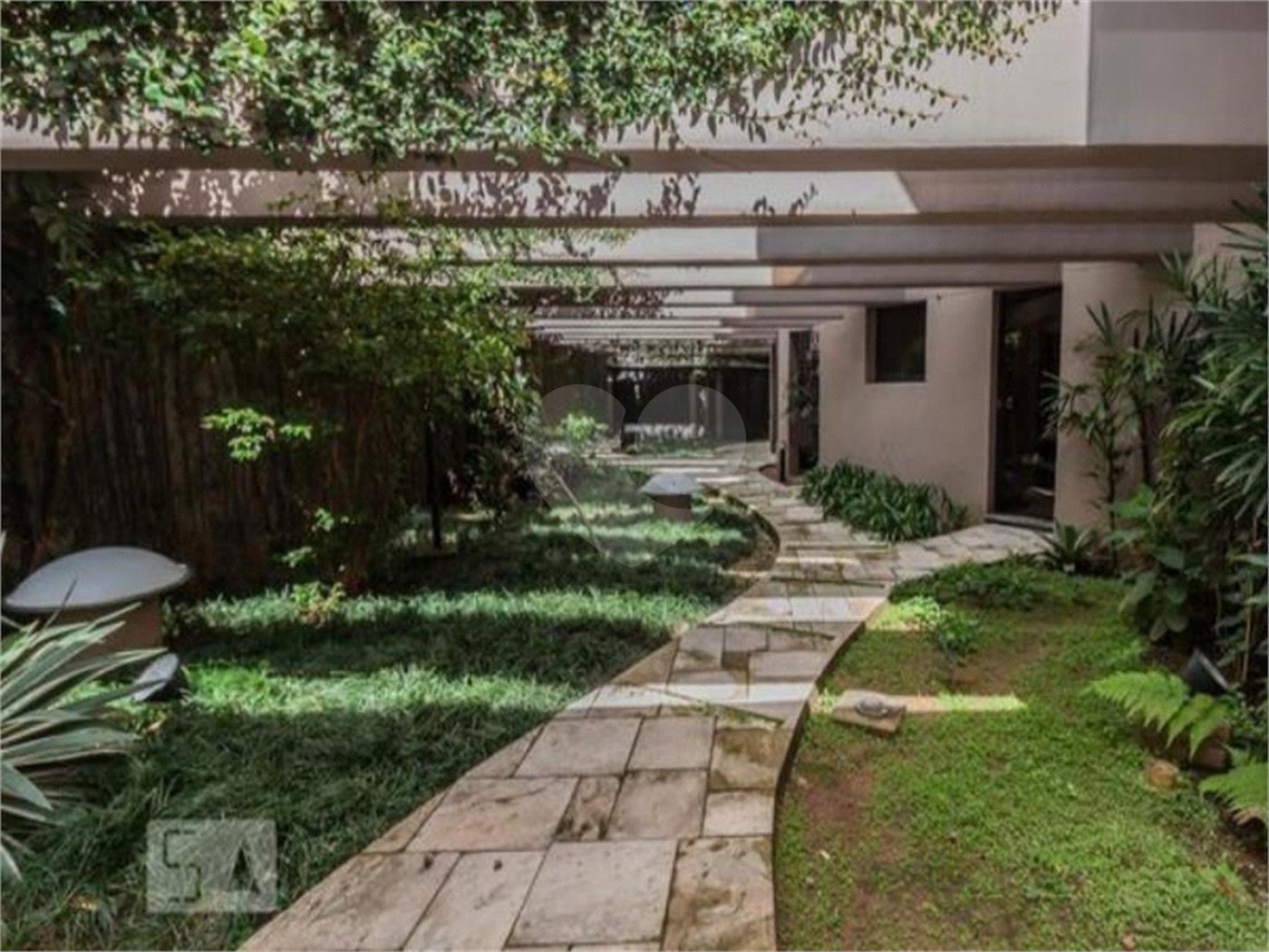 Apartamento à venda ou para alugar com 3 suítes em Jardim Fonte do Morumbi, São Paulo, SP