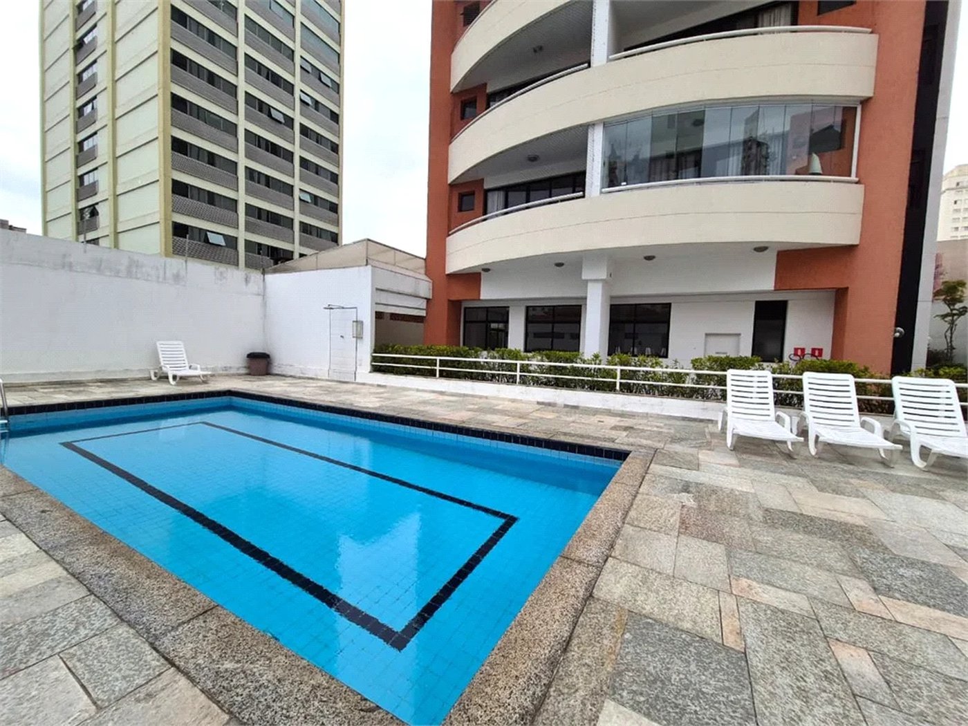 Apartamento à venda com 3 quartos, sendo 1 suíte,  em Vila Leopoldina, São Paulo, SP