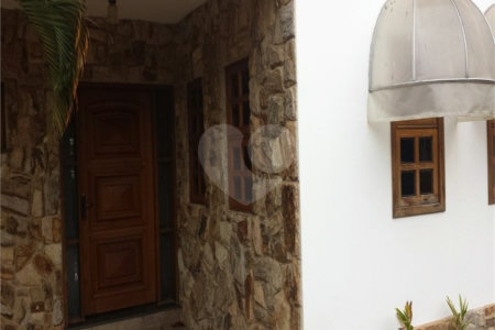Casa à venda ou para alugar com 4 suítes no condomínio Residencial Vale das Laranjeiras, Indaiatuba - SP
