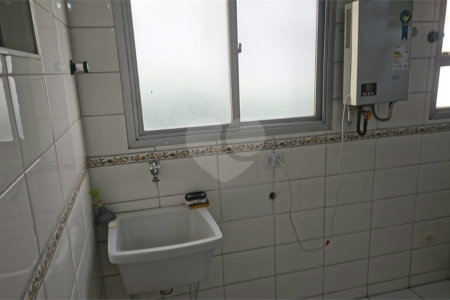Apartamento à venda com 3 quartos, sendo 1 suíte, em Vila Olímpia, São Paulo, SP