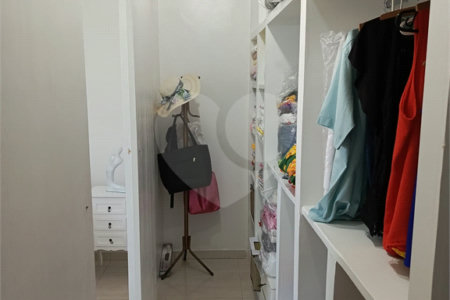 Casa à venda com 3 quartos, sendo 1 suíte, no condomínio Vargem Grande Quality Ii, Rio de Janeiro - RJ