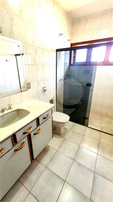 Sobrado à venda com 4 quartos, sendo 2 suítes, em Jardim Primavera, Araraquara, SP