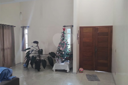 Casa à venda com 5 quartos, sendo 1 suíte, em Vila Japi II, Jundiaí, SP