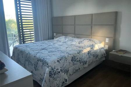 Casa à venda com 4 suítes no condomínio Residencial Campo de Toscana, Vinhedo - SP