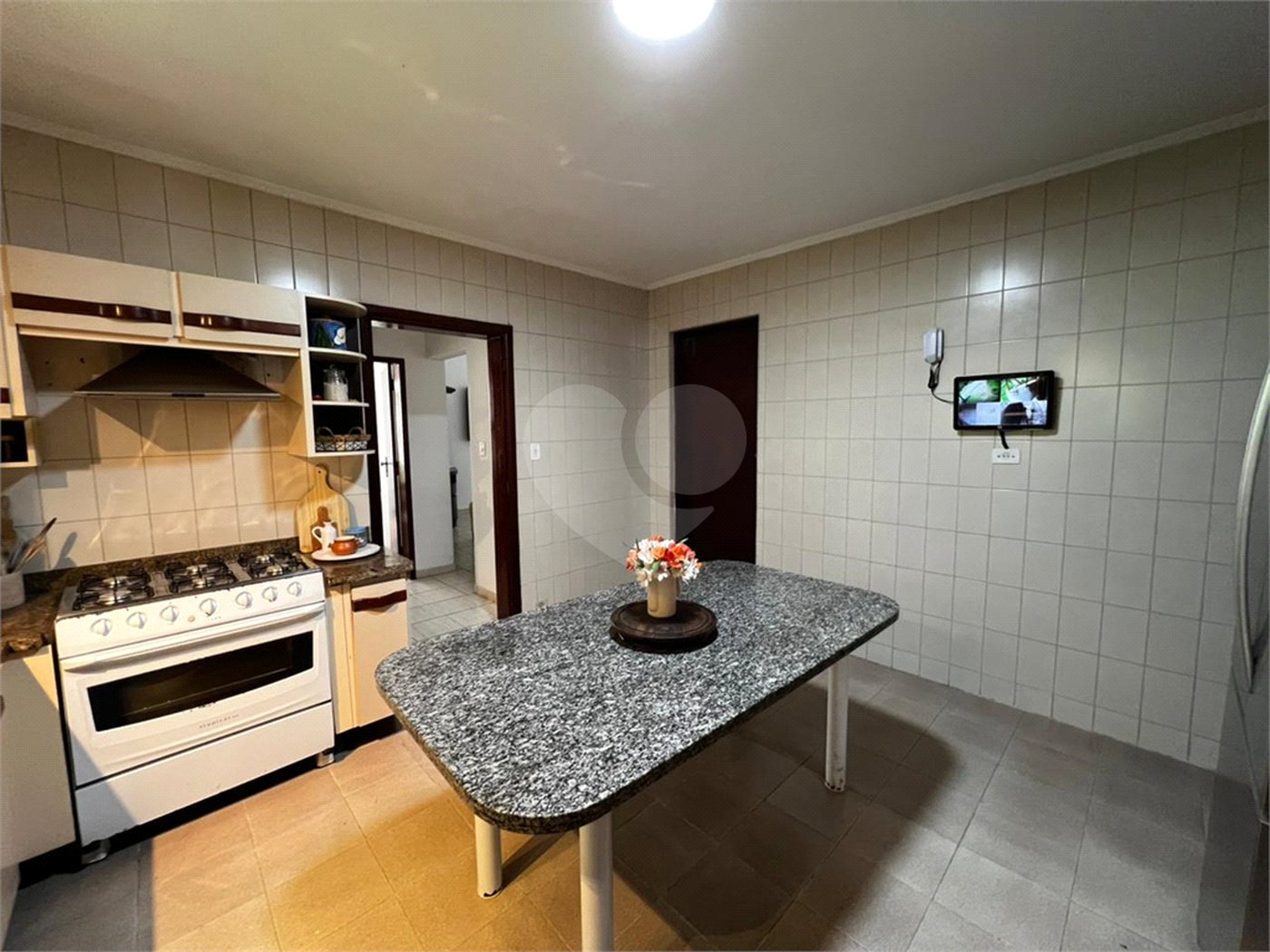 Casa à venda com 4 suítes no condomínio Alpes da Cantareira, Mairiporã - SP