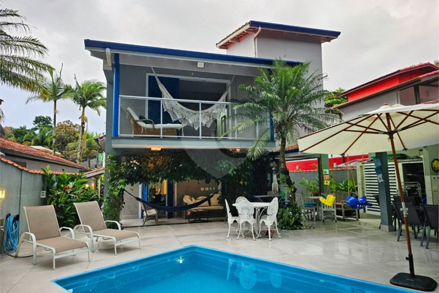 Casa à venda com 5 quartos, sendo 3 suítes, em Riviera de São Lourenço, Bertioga, SP