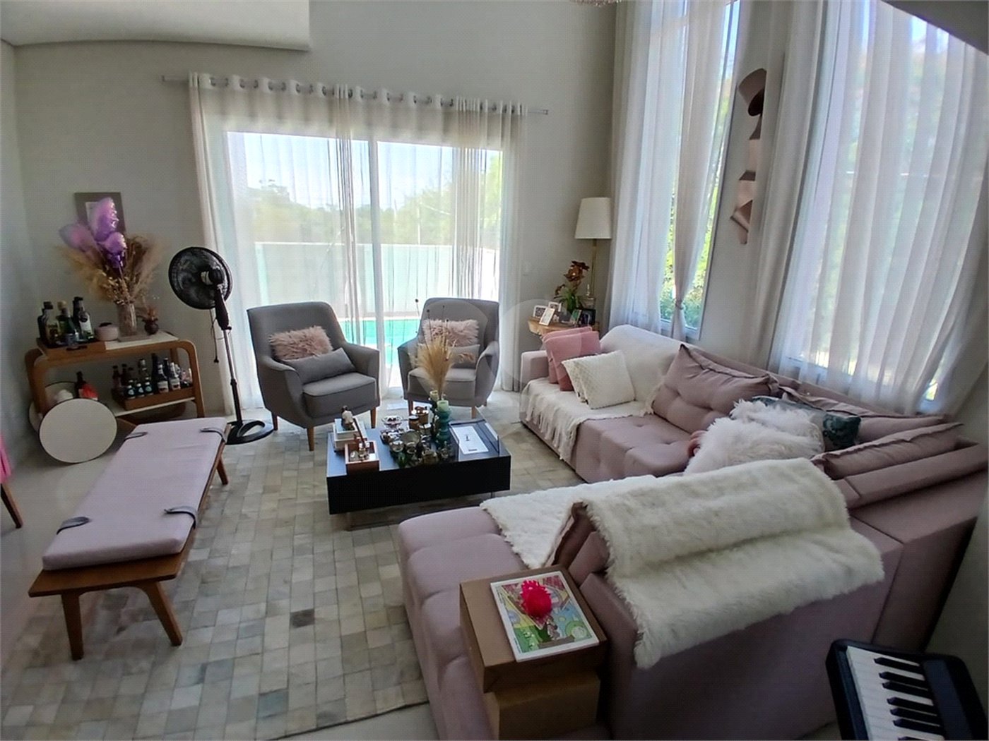 Casa à venda com 3 suítes no condomínio Golden Park Residence, Sorocaba - SP
