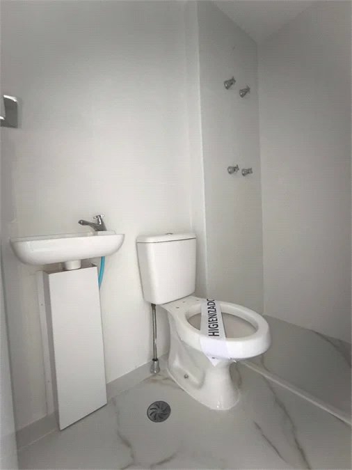 Apartamento à venda ou para alugar com 3 suítes em Água Branca, São Paulo, SP