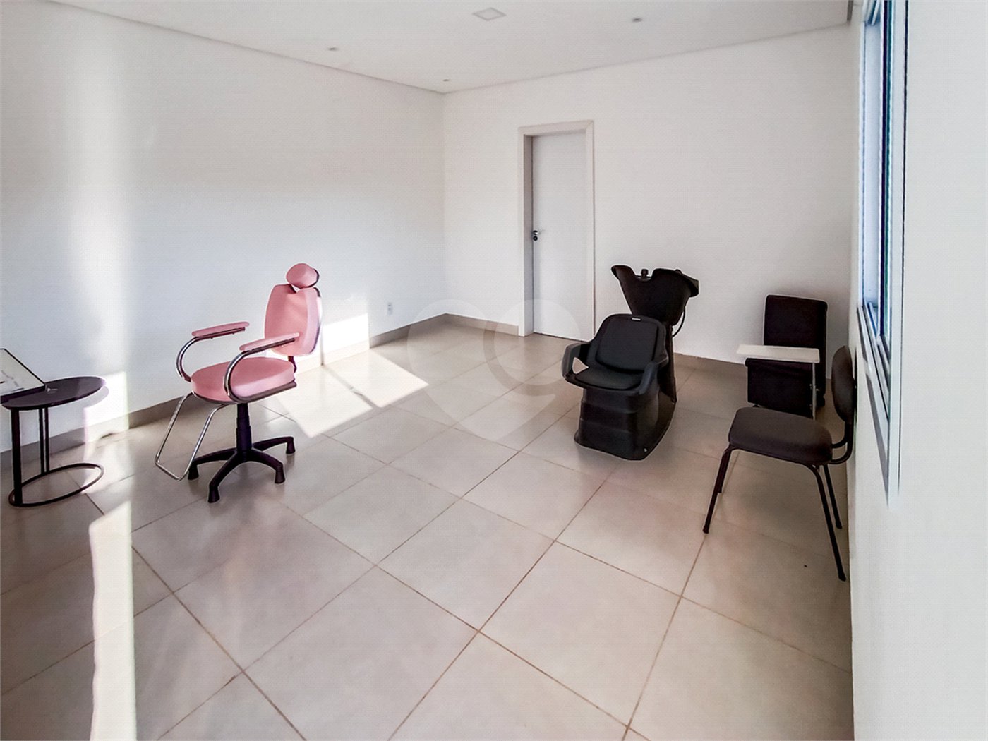 Casa à venda com 2 suítes no condomínio Residencial Américo Figueiredo, Sorocaba - SP
