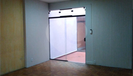 Sobrado à venda com 3 quartos em Vila Cordeiro, São Paulo, SP