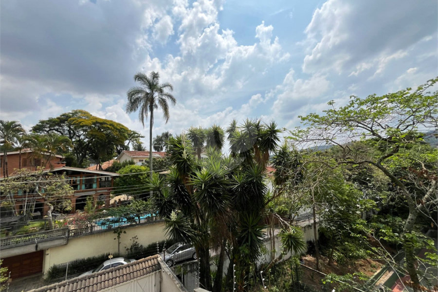 Sobrado à venda com 4 suítes em Jardim Floresta, São Paulo, SP