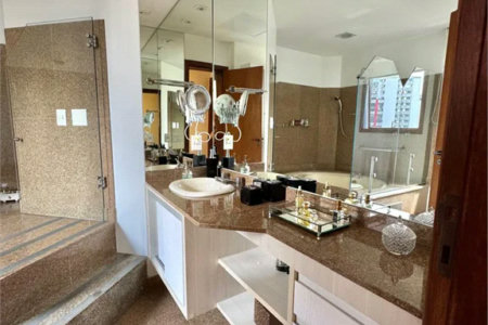 Apartamento à venda com 4 suítes em Vila Suzana, São Paulo, SP
