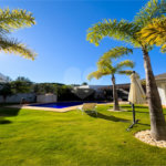 Casa à venda ou para alugar com 3 suítes no condomínio Figueira Garden, Atibaia - SP