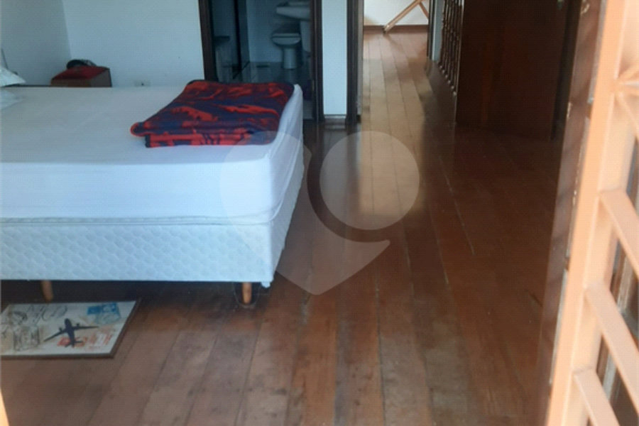 Sobrado à venda com 3 quartos, sendo 1 suíte, em Tremembé, São Paulo, SP