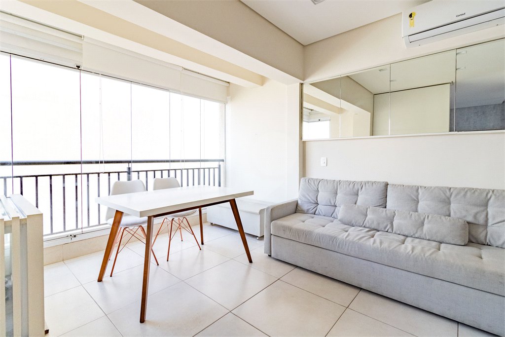 Apartamento para alugar com 1 suíte em Santana, São Paulo, SP