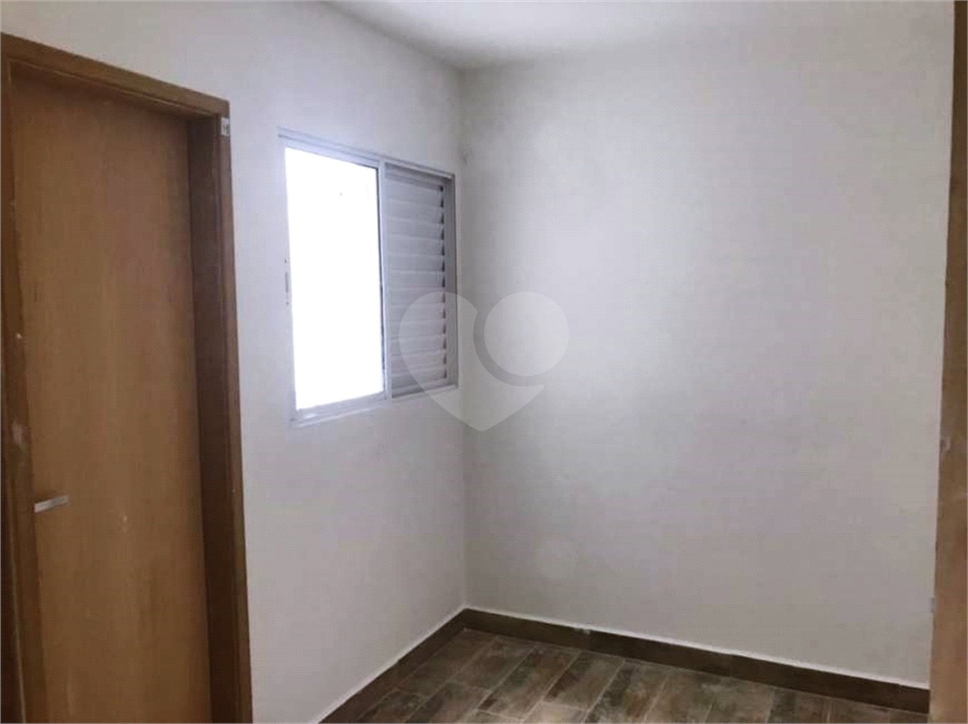 Casa à venda com 2 suítes no condomínio Residence Adelina, São Paulo - SP