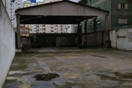 Terreno para alugar, 1375 m² por R$ 50.000/mês - Centro - São Vicente/SP