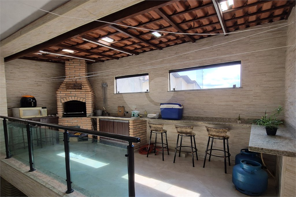 Casa à venda com 3 quartos, sendo 1 suíte, em Centreville, Santo André, SP