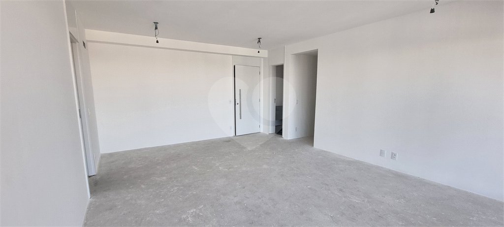 Apartamento à venda com 3 suítes em Moema, São Paulo, SP