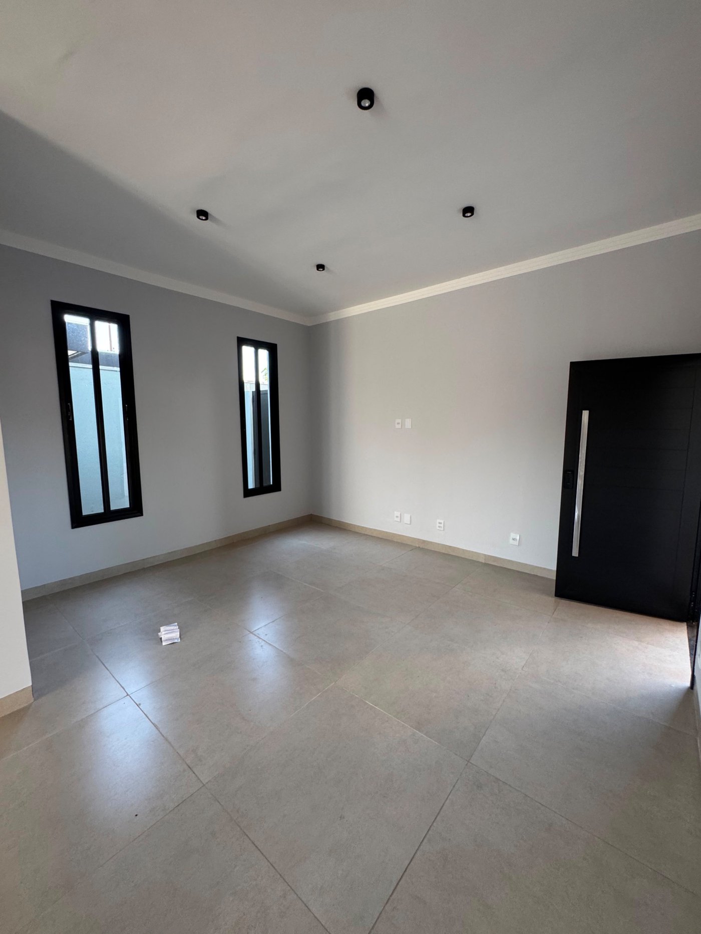 Casa à venda com 3 quartos, sendo 1 suíte,  em Residencial Costa Leste, Três Lagoas, MS