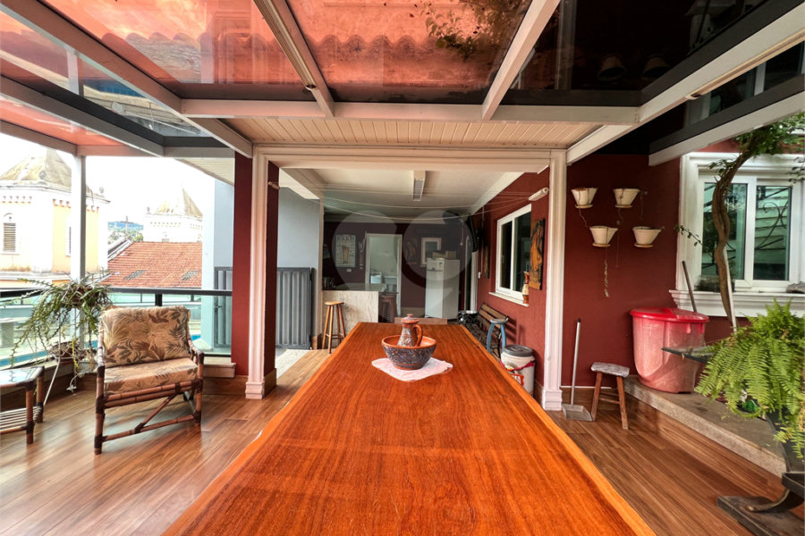 Casa à venda com 3 suítes no condomínio Quinta de Santo Antônio, São Paulo - SP
