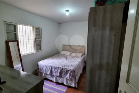 Sobrado à venda com 4 quartos em Vila Formosa, São Paulo, SP