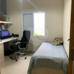 Casa à venda com 3 quartos, sendo 1 suíte, no condomínio Residencial Ponderosa, São Roque - SP