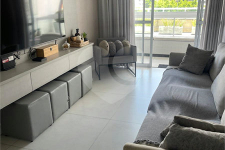 Apartamento à venda com 3 quartos, sendo 2 suítes, em Santa Teresinha, São Paulo, SP
