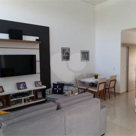 Casa à venda com 3 quartos, sendo 1 suíte, no Centro, Sorocaba, SP