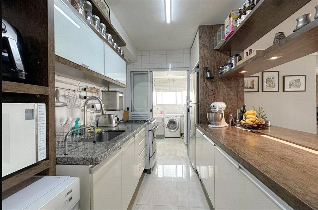 Apartamento à venda com 2 quartos, sendo 1 suíte,  em Água Branca, São Paulo, SP