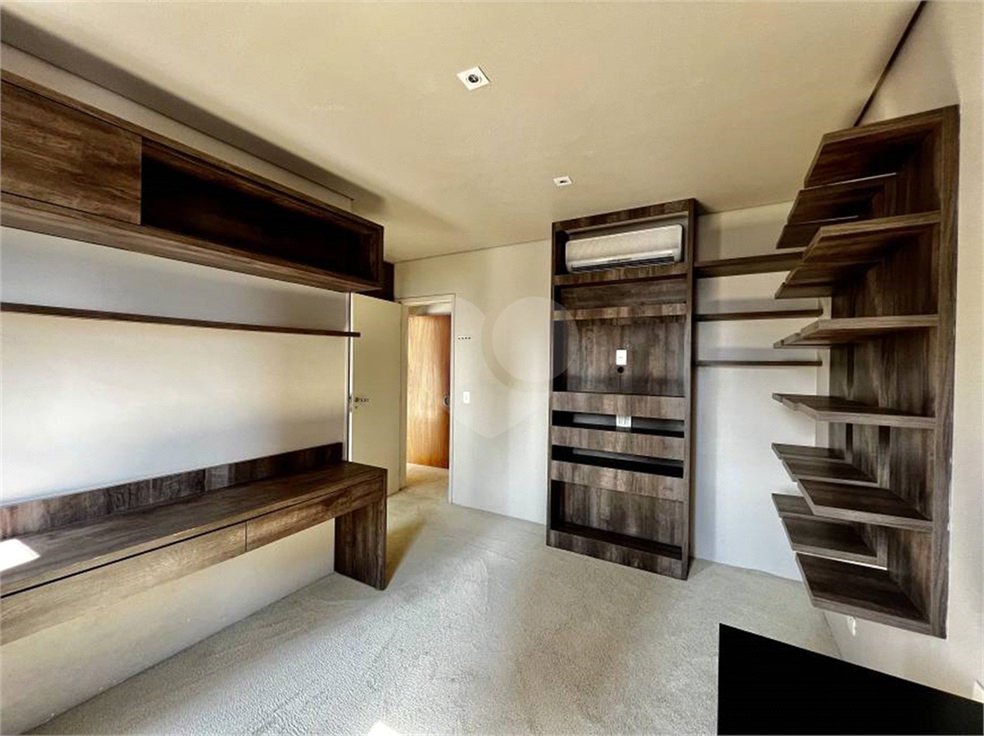 Apartamento à venda com 4 quartos, sendo 3 suítes,  em Campo Belo, São Paulo, SP